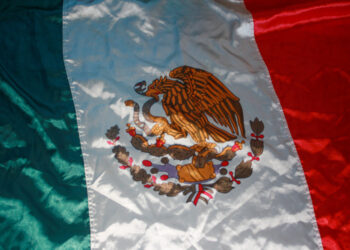 seleccion de mexico y su bandera